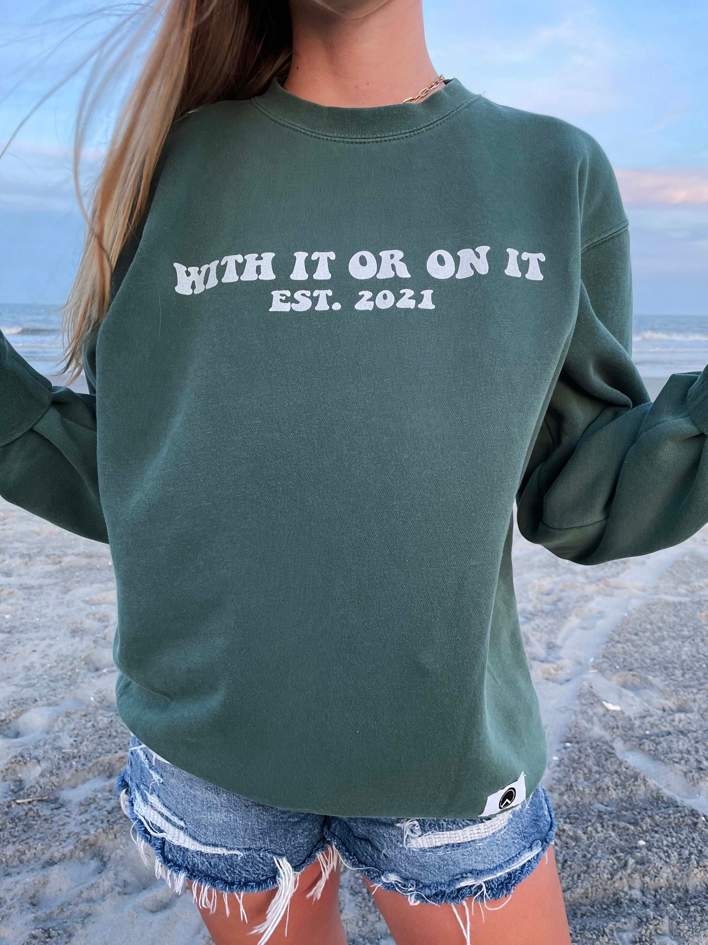Independent Pigment Dyed Wavy Crew Neck